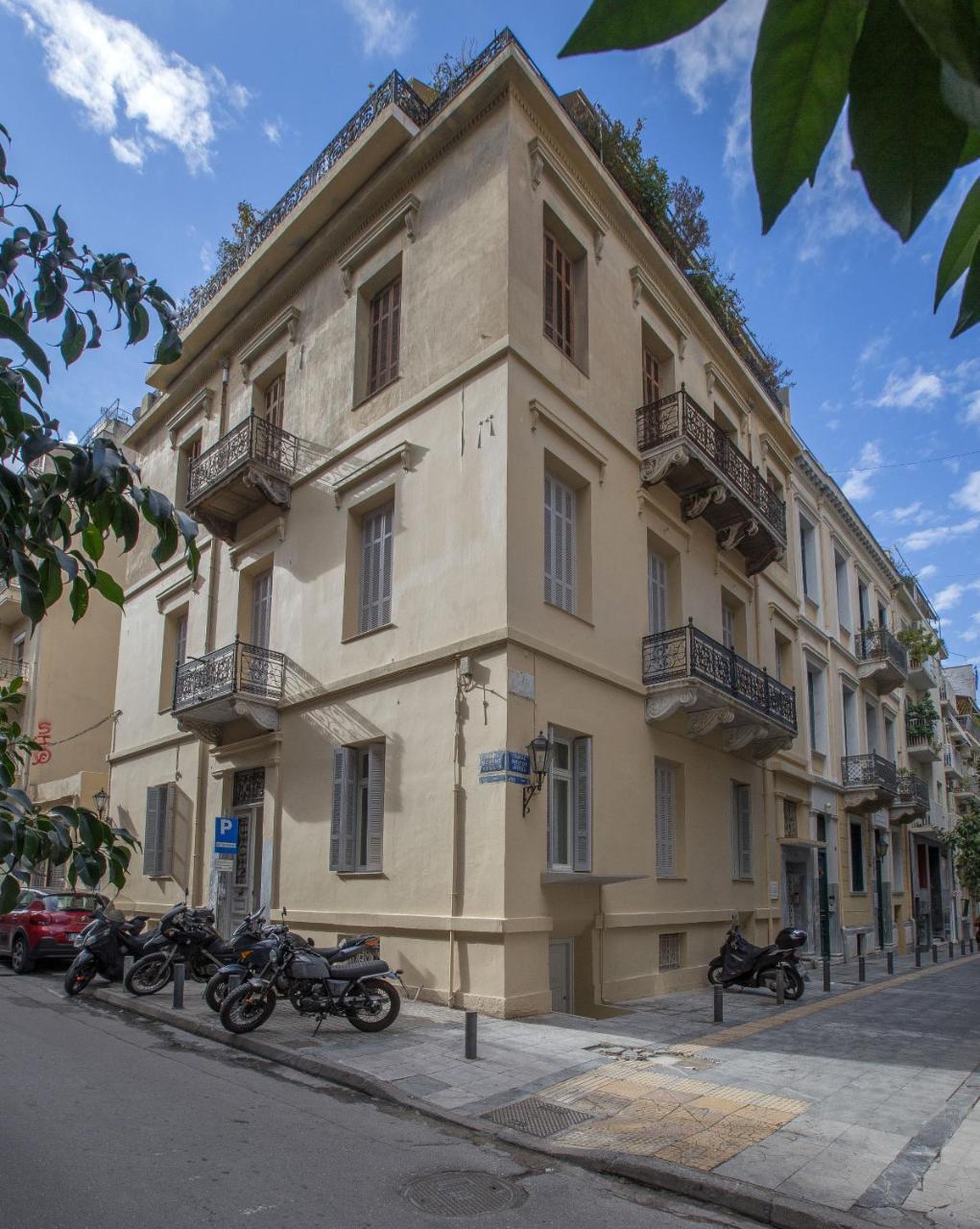 Sophisticated Apartment In Syntagma By Ghh Athens Exterior photo