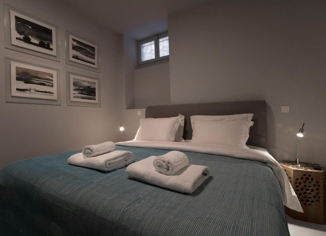 Sophisticated Apartment In Syntagma By Ghh Athens Exterior photo