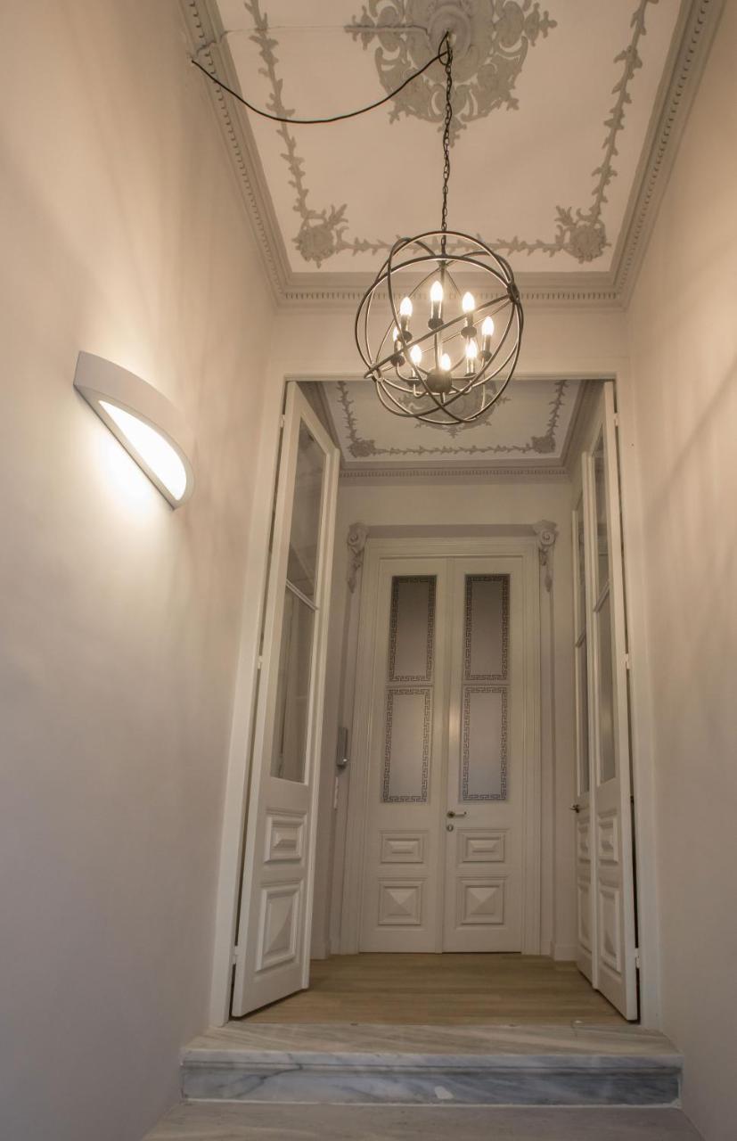 Sophisticated Apartment In Syntagma By Ghh Athens Exterior photo